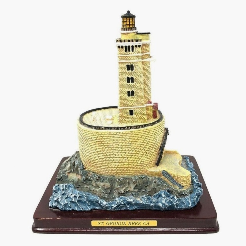 Oneida Studios Lighthouse Point Collection St Georges Reef California USA